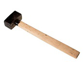 Кувалда литая с деревянной ручкой 8 кг