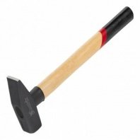 Молоток 800г, деревянная ручка, квадр.боек Matrix