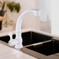 Смеситель для кухни, Эверест, с кран-буксой, для одного типа воды, пластик корпус, бел, B42-337