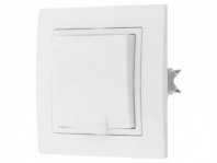 Розетка 1 гнездо С/У, с/з, белая, з/ш, крышка, брызгозащита, Уют, Bylectrica