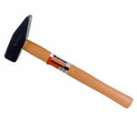 Молоток кованый с дерев. ручкой 200 гр ЕРМАК  662-404