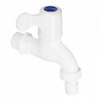 Кран водоразборный со штуцером 1/2" пластик, ручка-флаг, белый