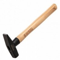 Молоток 300г, деревянная ручка, квадр.боек Denzel