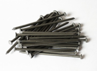 Гвозди  стр.фасованные в картон.коробке 4,0*100  (0,9 кг)