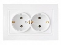 Розетка 2 гнезда С/У, с/з, белая, Уют, Bylectrica